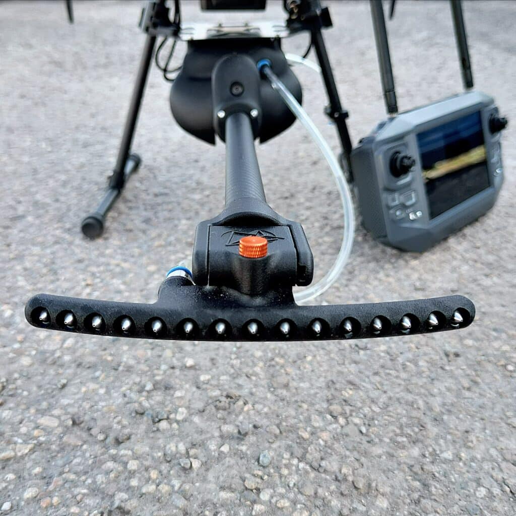 detail drone pulverisateur 3 Skyinnov {"order_id": "3276df58-11d1-4430-b724-e7e1640bb38f", "image_id": "5904465b-990b-4575-bdb7-18f3c4b78676"}