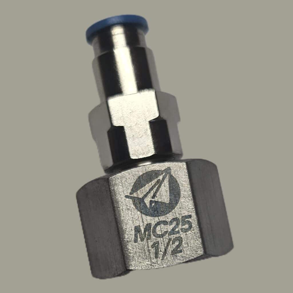 MC25 pump connector